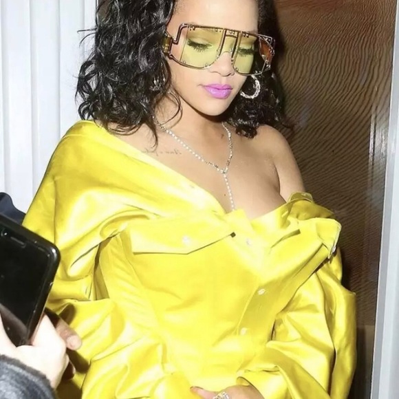Accessories - Sunglasses